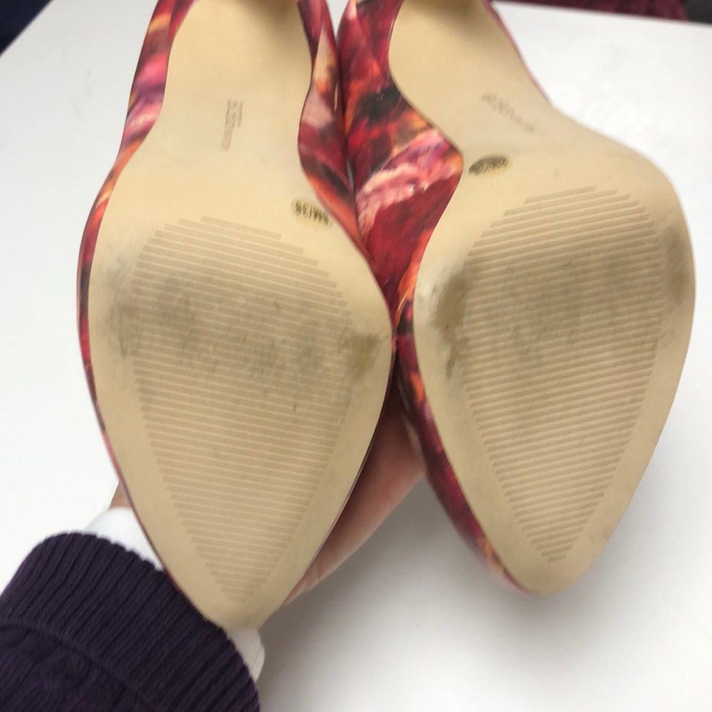 Bcbgeneration Size 8 Parade Heels - image 5